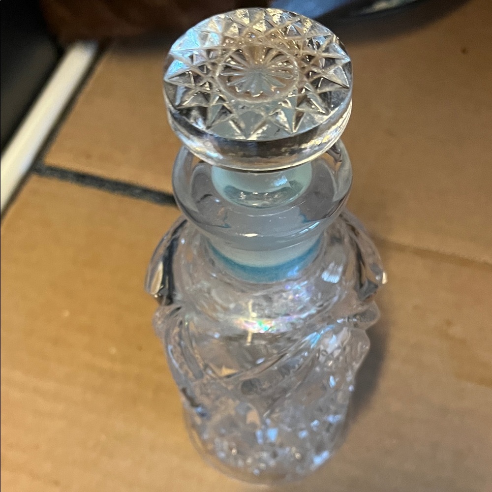 Elegant Crystal Decanter with Intricate Design 7 inch apothecary